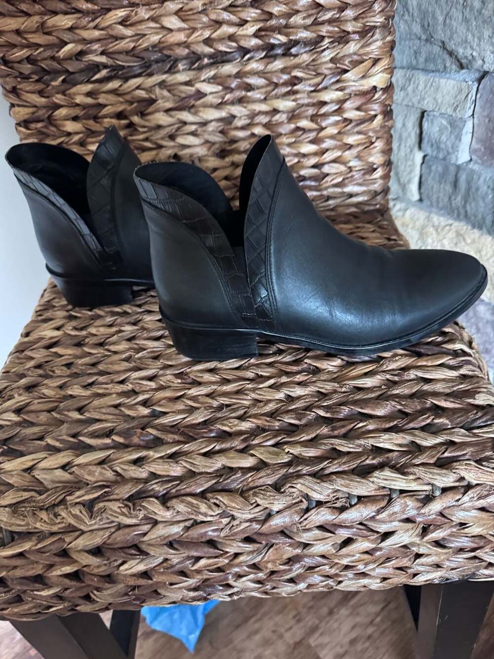 Steve Madden Crayn Black Leather Ankle Booties Size 9.5